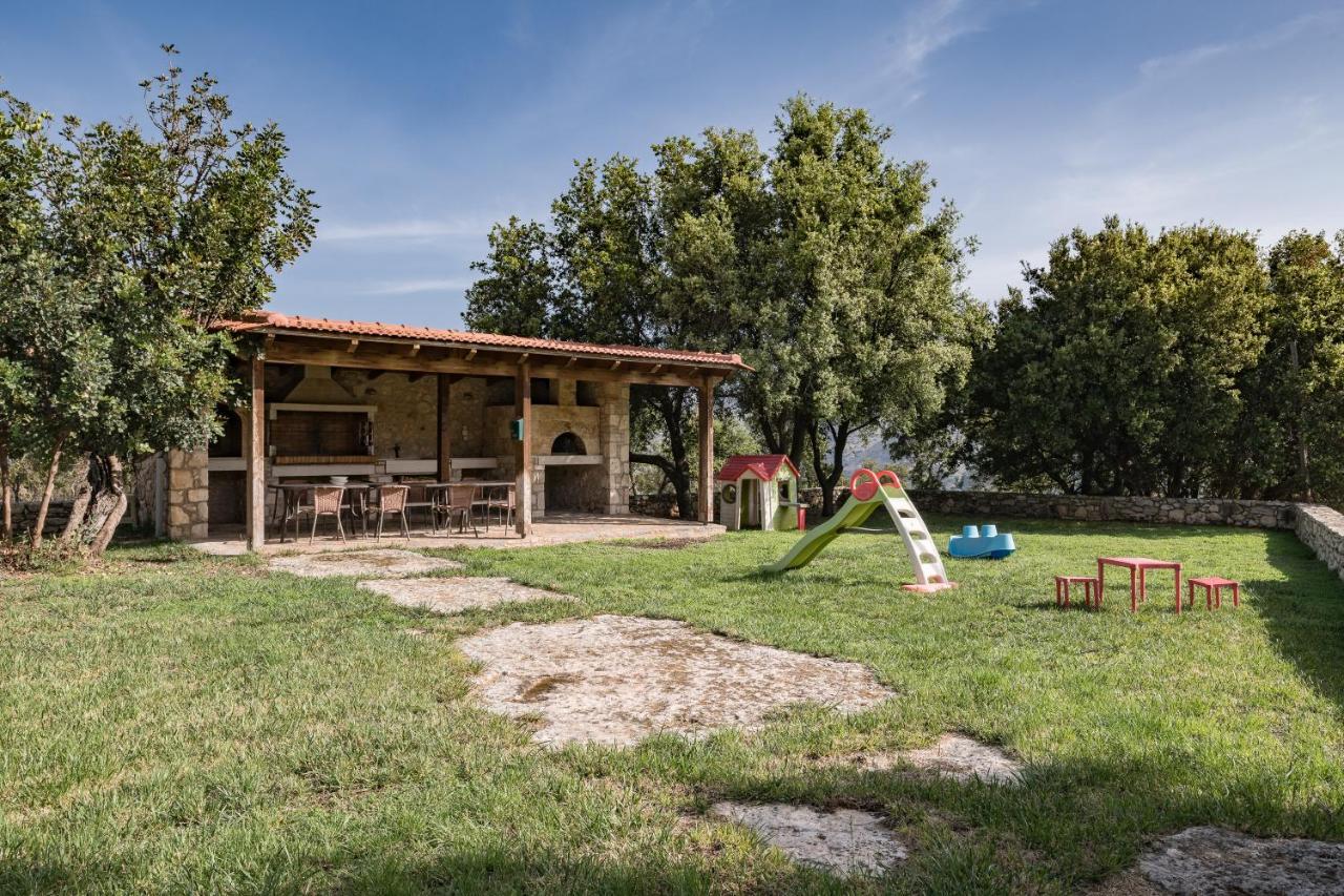 Koules Estate, With Private Pools & Bbq - Embracing Nature, By Thinkvilla Argouli Εξωτερικό φωτογραφία