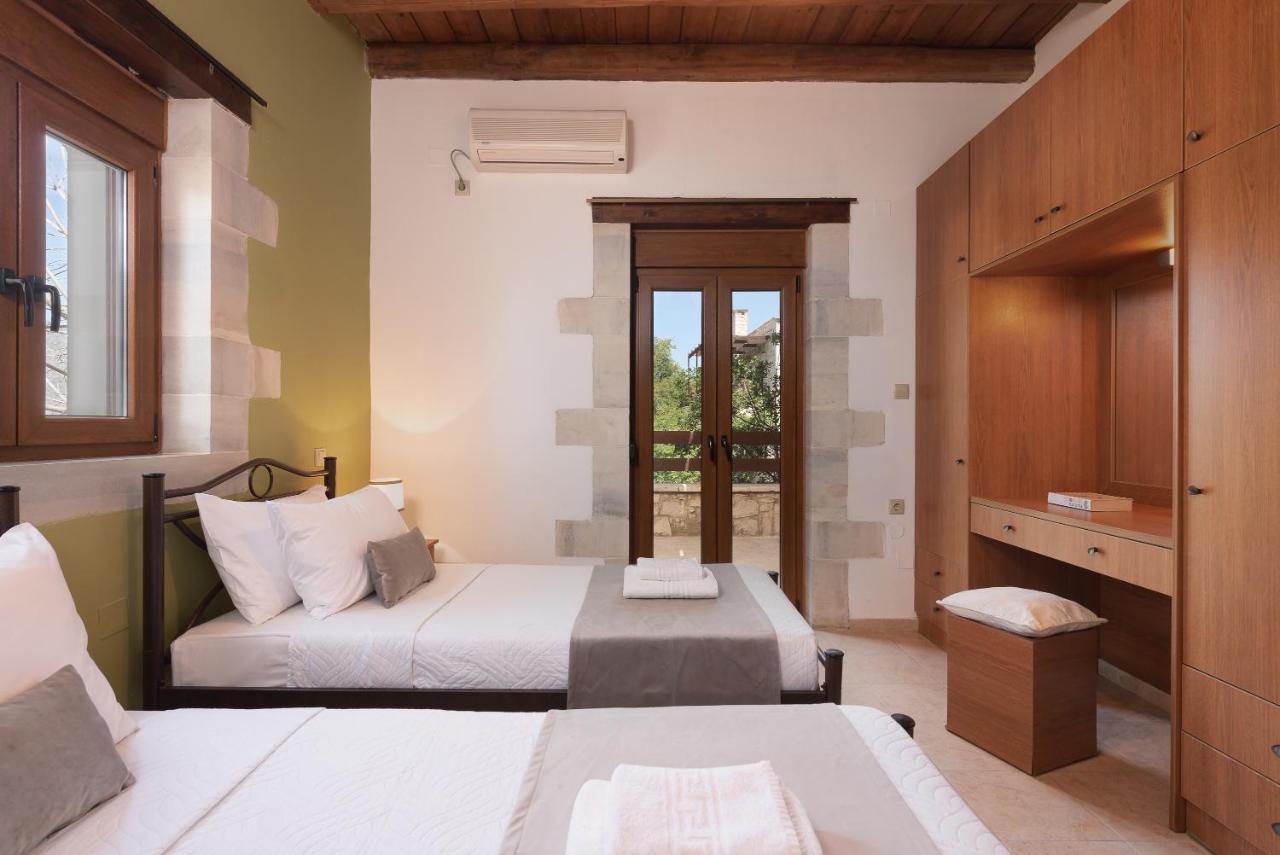 Koules Estate, With Private Pools & Bbq - Embracing Nature, By Thinkvilla Argouli Εξωτερικό φωτογραφία