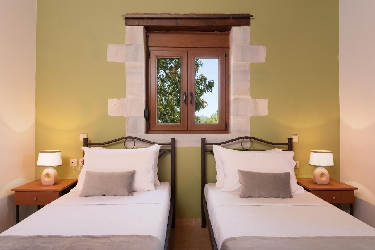 Koules Estate, With Private Pools & Bbq - Embracing Nature, By Thinkvilla Argouli Εξωτερικό φωτογραφία